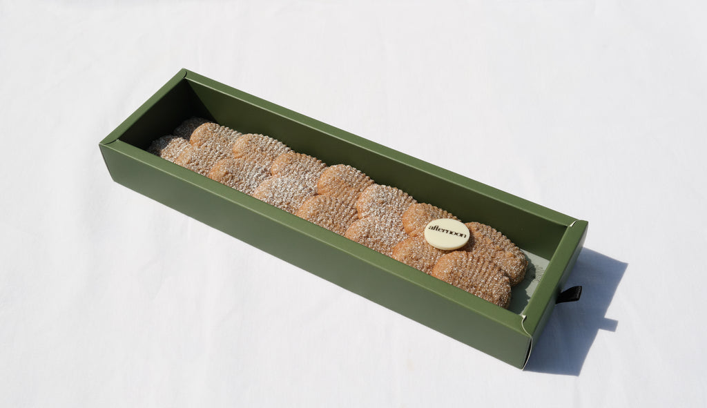 Original Biscuit Box