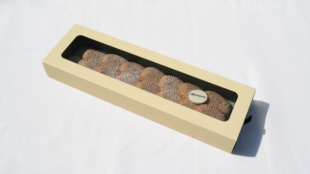 Original Biscuit Box